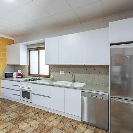 Casita De La Cantera * La Lantejuela
